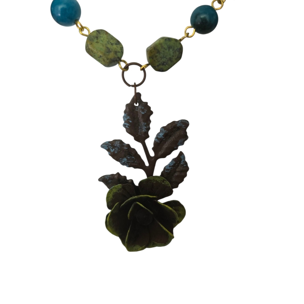 Flower Necklace Metal W/African Turquoise & Apatite Beads 23" Chain NWOT